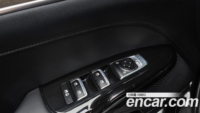 Kia K5 2023 — photo 24