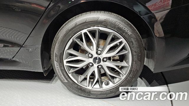 Kia K5 2023 — photo 7