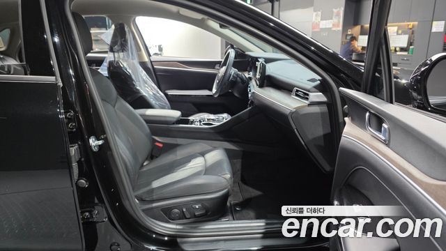 Kia K5 2023 — photo 16