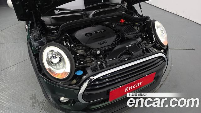 Mini Cooper 2018 — photo 6