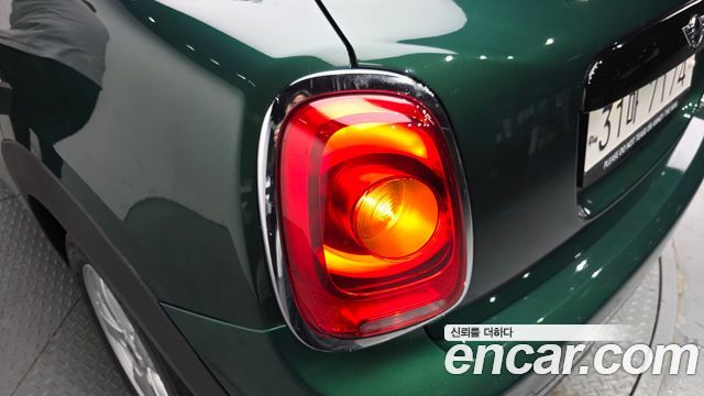 Mini Cooper 2018 — photo 9