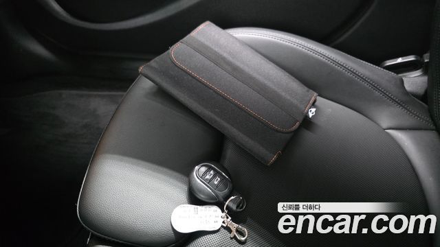 Mini Cooper 2018 — photo 29