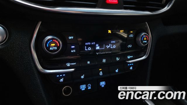 Hyundai Santafe 2019 — photo 11