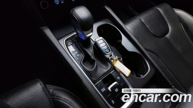 Hyundai Santafe 2019 — photo 12