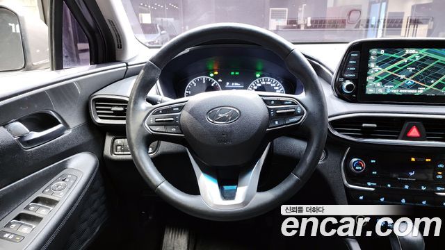 Hyundai Santafe 2019 — photo 21