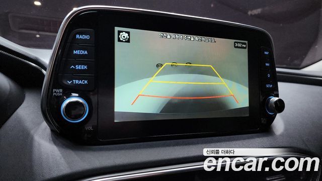 Hyundai Santafe 2019 — photo 22