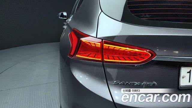 Hyundai Santafe 2019 — photo 9