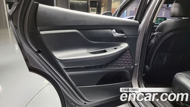 Hyundai Santafe 2019 — photo 15