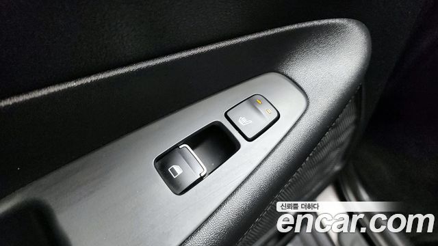 Hyundai Santafe 2019 — photo 27