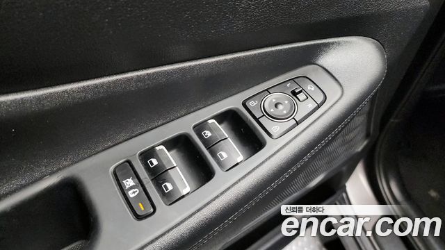 Hyundai Santafe 2019 — photo 28