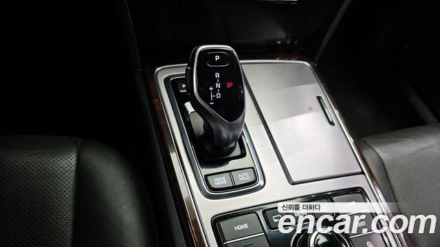 Hyundai Equus 2013 — photo 9