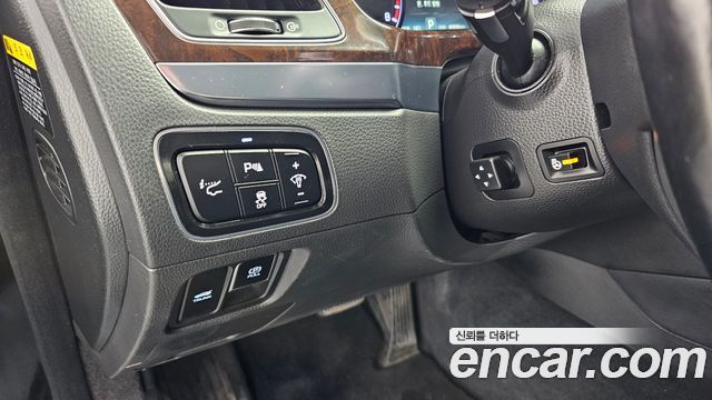 Hyundai Equus 2013 — photo 17