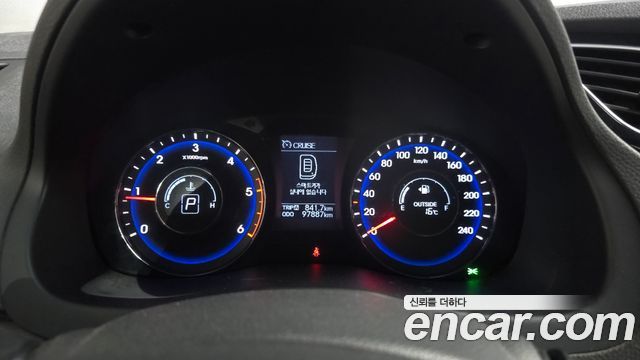 Hyundai i40 2015 — photo 8