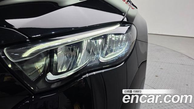 Mercedes-Benz E-Class 2025 — photo 8