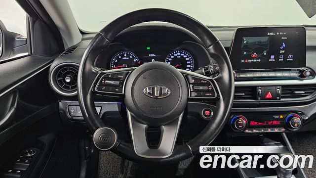 Kia K3 2019 — photo 13