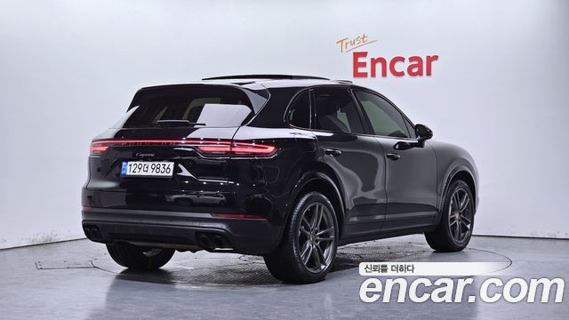 Porsche Cayenne 2020 — photo 2