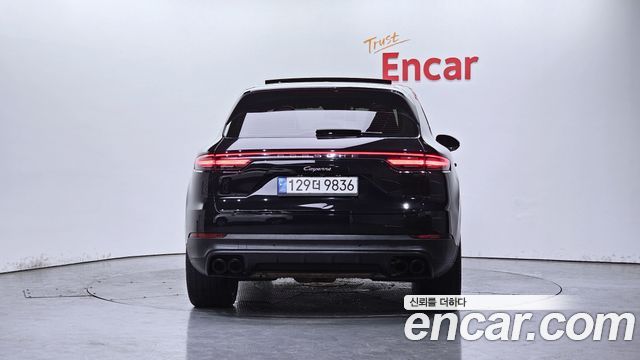 Porsche Cayenne 2020 — photo 4