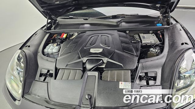 Porsche Cayenne 2020 — photo 6