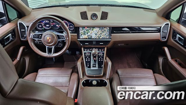 Porsche Cayenne 2020 — photo 10