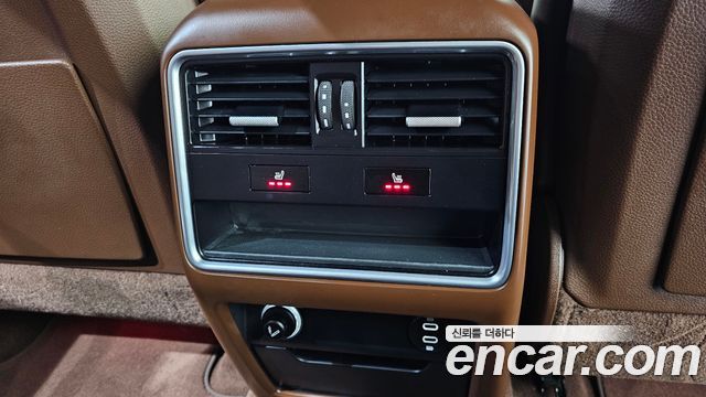 Porsche Cayenne 2020 — photo 24
