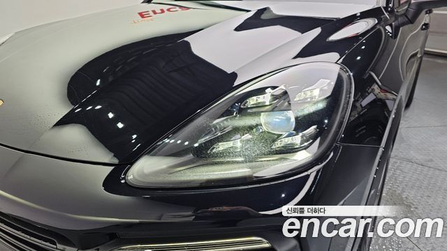 Porsche Cayenne 2020 — photo 8