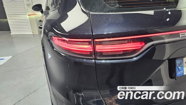 Porsche Cayenne 2020 — photo 9