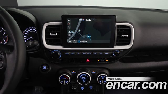 Hyundai Venue 2020 — photo 13