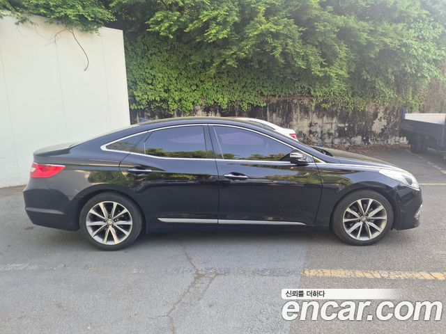 Hyundai Grandeur 2015 — photo 3