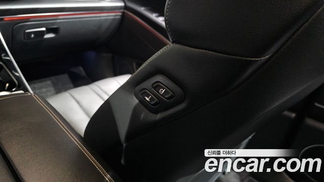 Genesis GV80 2020 — photo 35