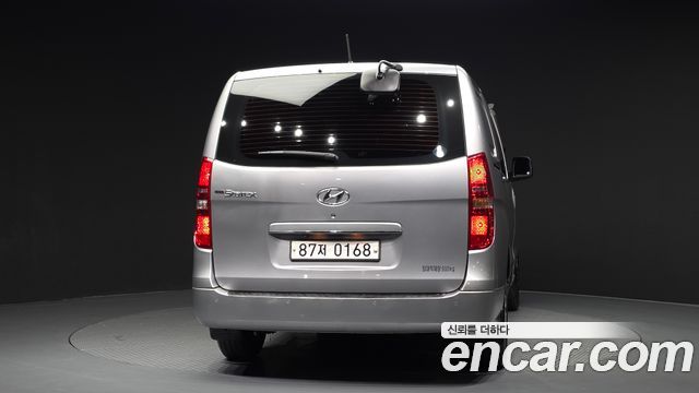 Hyundai Starex 2019 — photo 4