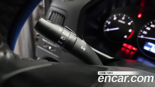 Hyundai Starex 2019 — photo 24