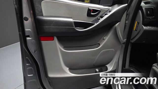 Hyundai Starex 2019 — photo 14