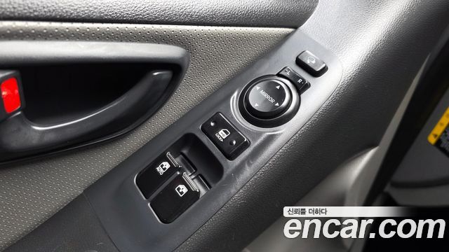Hyundai Starex 2019 — photo 29