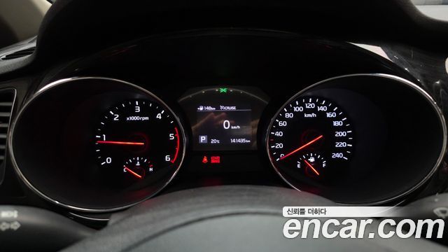 Kia Canival 2019 — photo 8