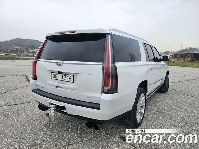 Cadillac Escalade 2018 — photo 4