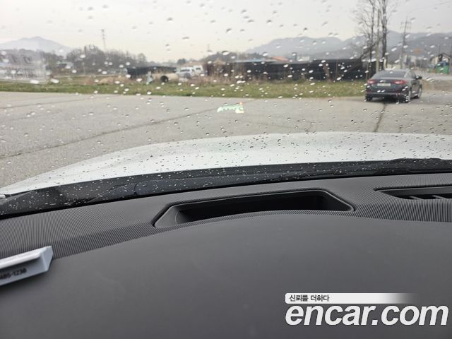 Cadillac Escalade 2018 — photo 13