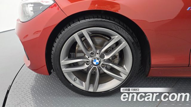 BMW 1-Series 2018 — photo 5