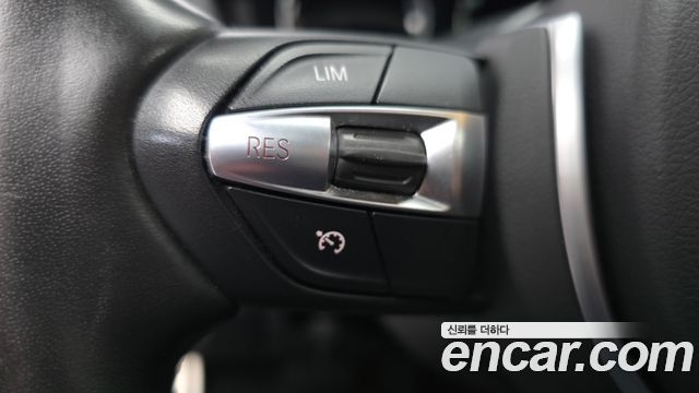 BMW 1-Series 2018 — photo 29