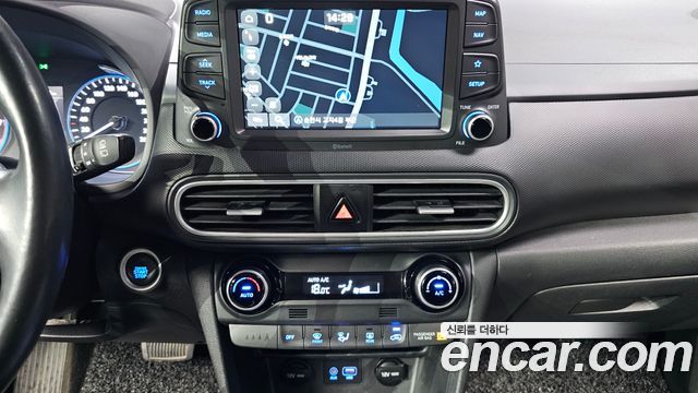 Hyundai Kona 2018 — photo 15