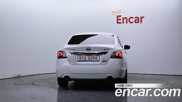 Nissan Altima 2016 — photo 4