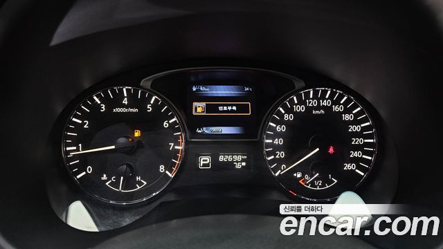 Nissan Altima 2016 — photo 11