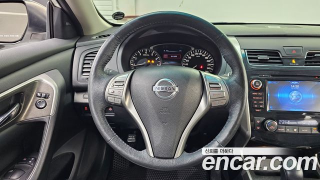 Nissan Altima 2016 — photo 19