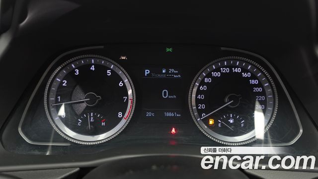 Hyundai Sonata 2020 — photo 11