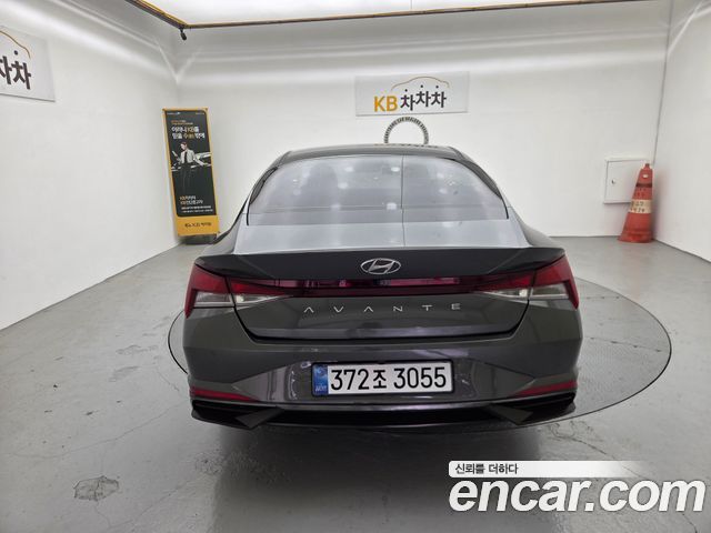Hyundai AVANTE 2021 — photo 4