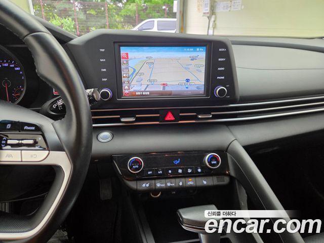 Hyundai AVANTE 2021 — photo 10