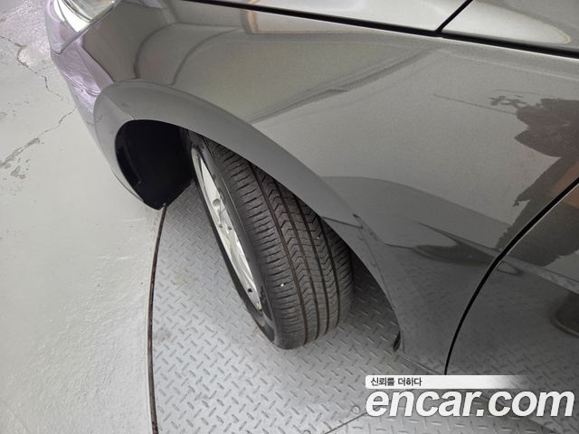 Hyundai AVANTE 2021 — photo 18