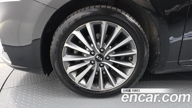 Kia K7 2016 — photo 5