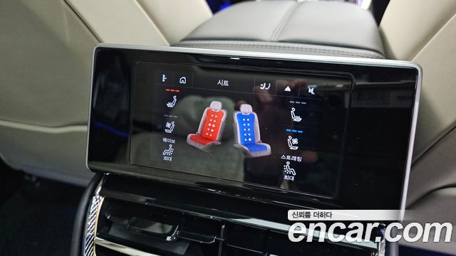 Bentley Flying Spur 2022 — photo 18