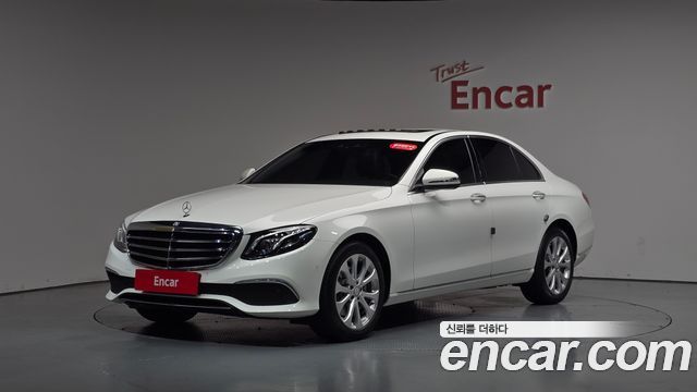 Mercedes-Benz E-Class 2017 — photo 34