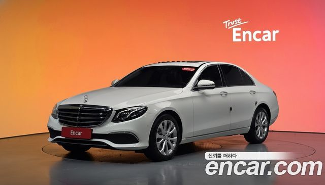 Mercedes-Benz E-Class 2017 — photo 1